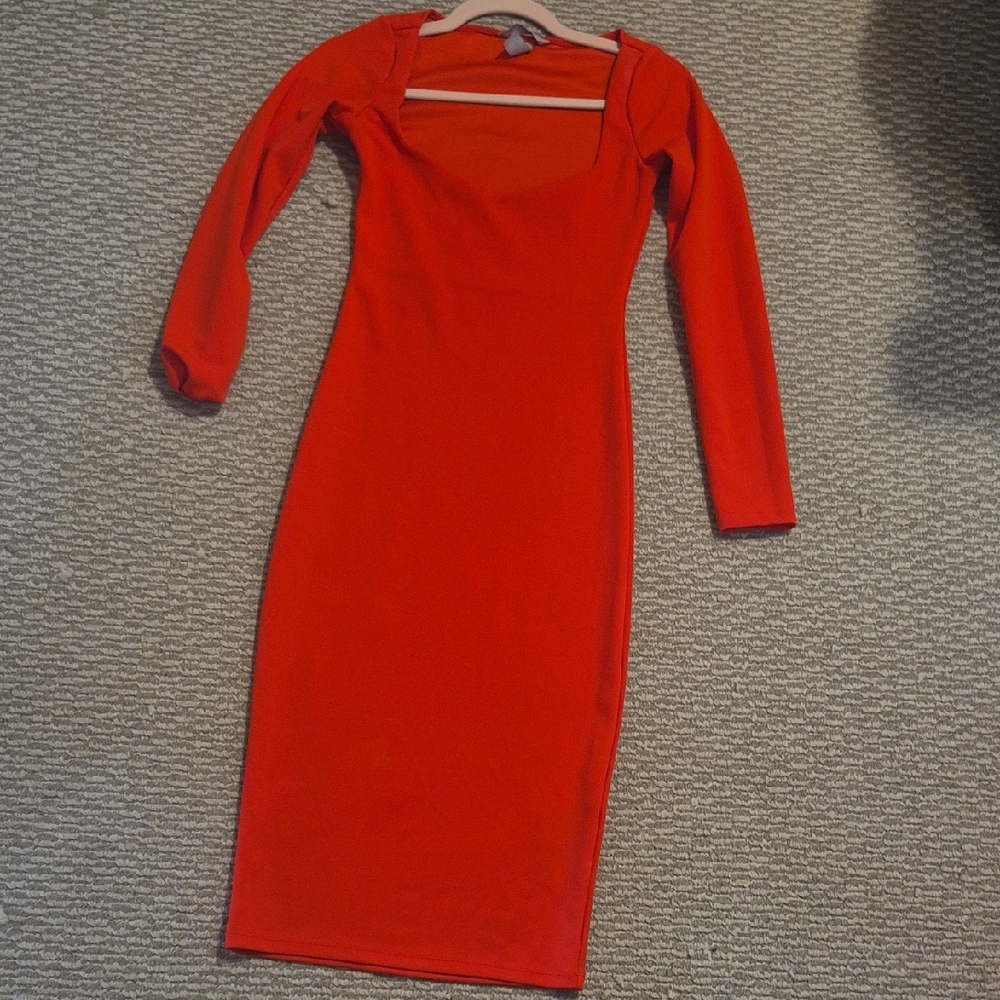 H&M Vibrant Red Long Sleeve Dress